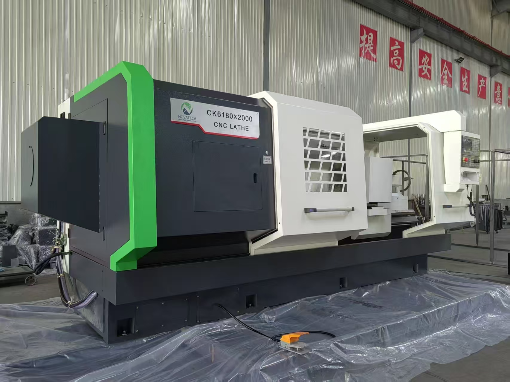 Several sets CNC pipe threading machine is ready to ship